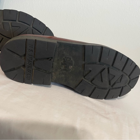 Elegant Brown Leather Derby Shoes - Picture 10 of 15